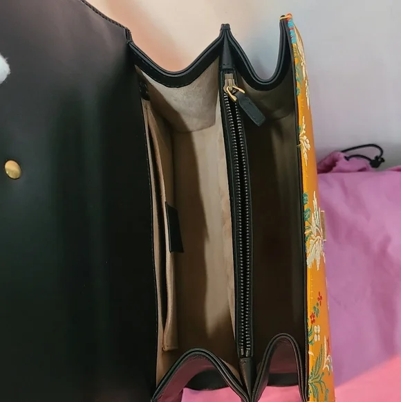 GUCCI Dionyso Bamboo Leather Handbag - Picture 9 of 17